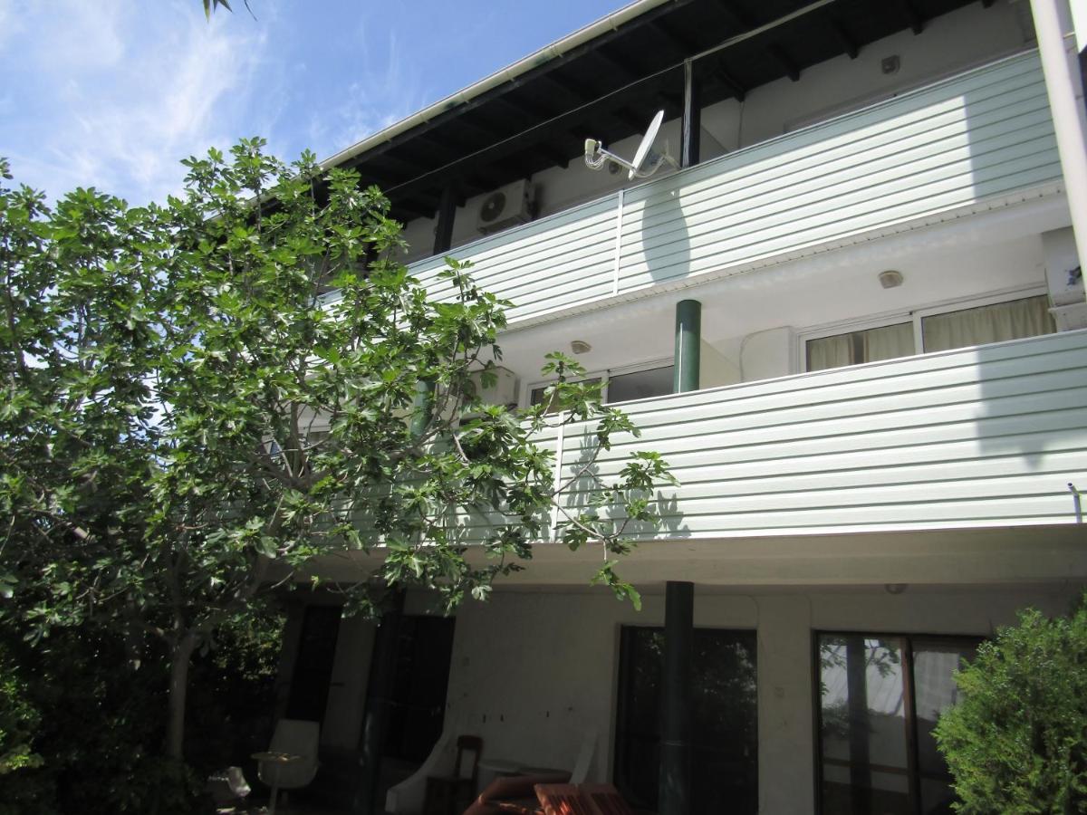 Hostel Papagal Varna Exterior photo
